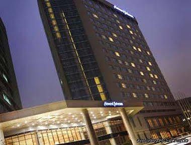 Howard Johnson Caida Plaza Shanghai Exterior photo