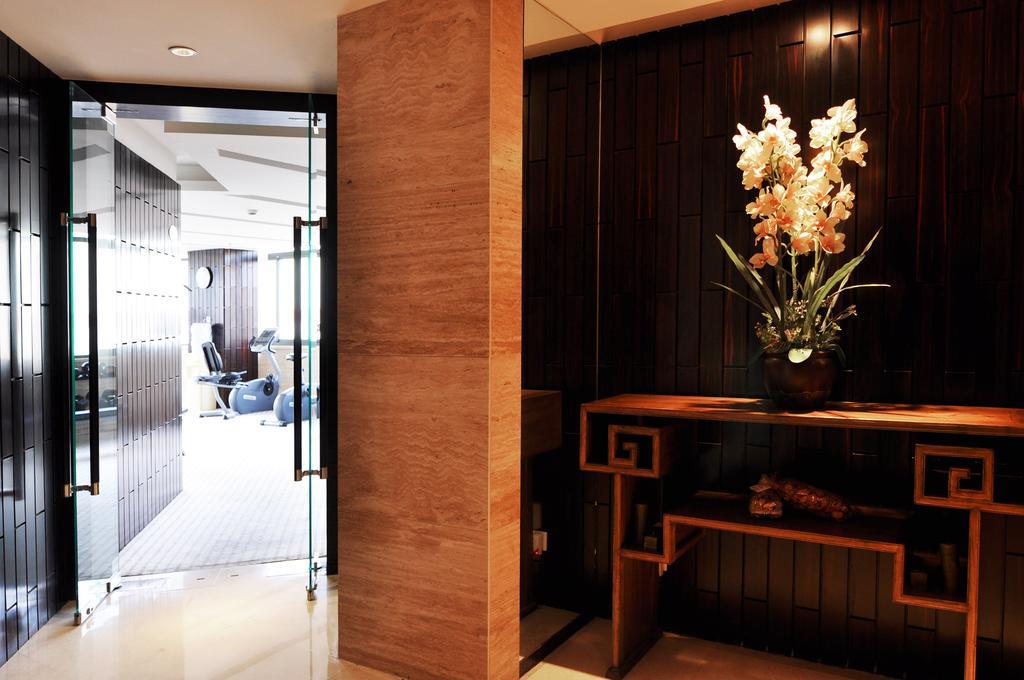 Howard Johnson Caida Plaza Shanghai Exterior photo