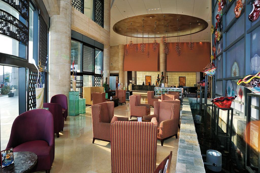 Howard Johnson Caida Plaza Shanghai Exterior photo