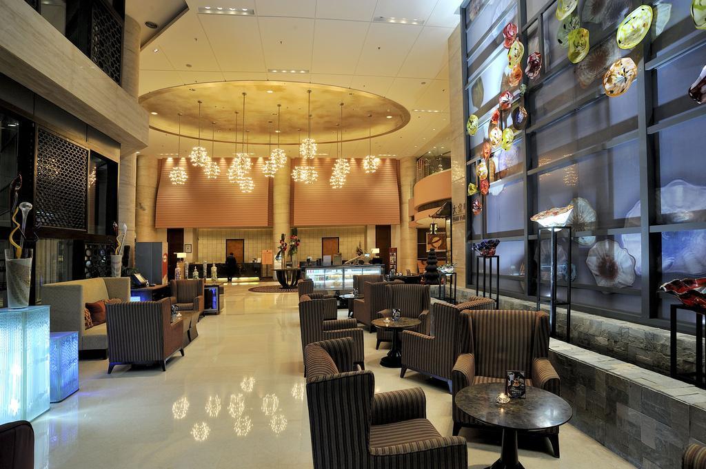 Howard Johnson Caida Plaza Shanghai Exterior photo